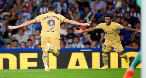 ليفاندوفسكي يفتتح أهدافه الرسمية مع برشلونة في شباك سوسيداد (فيديو)